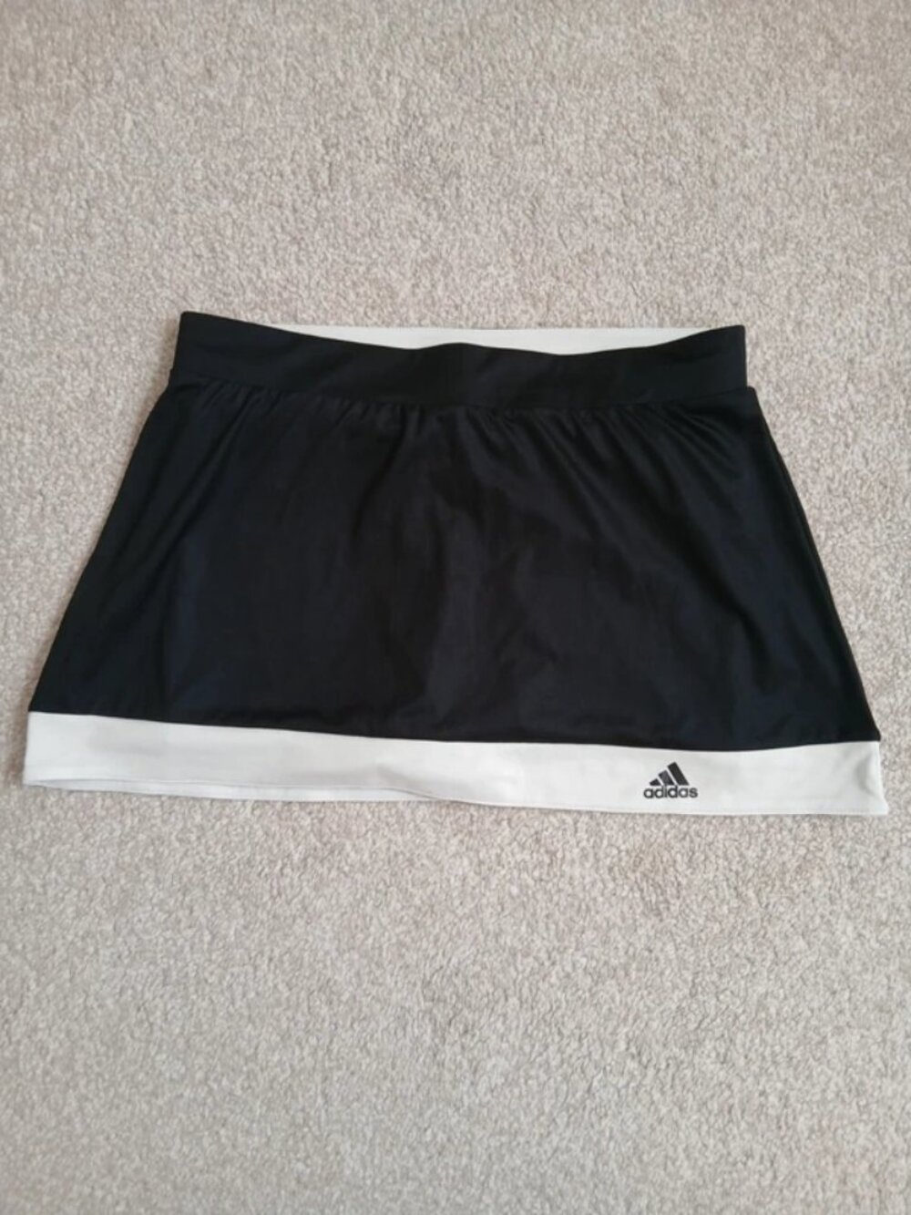 Adidas Women's Skort Size Small 8-10 Black White Tennis Sport (KV) Box 19 H15